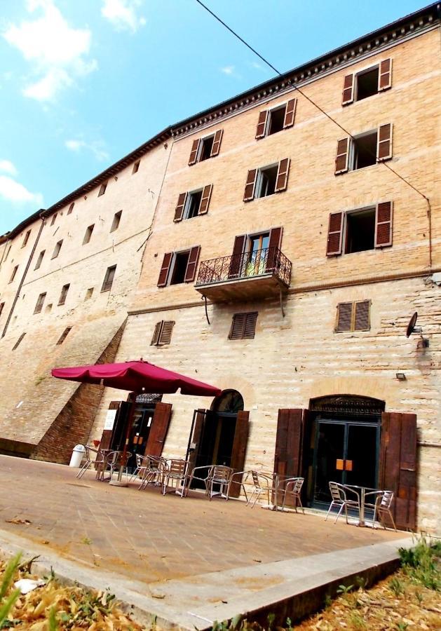 San Lorenzo Cerreto d'Esi Luaran gambar