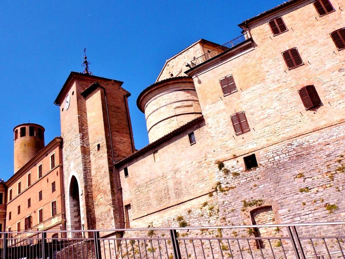 San Lorenzo Cerreto d'Esi Luaran gambar