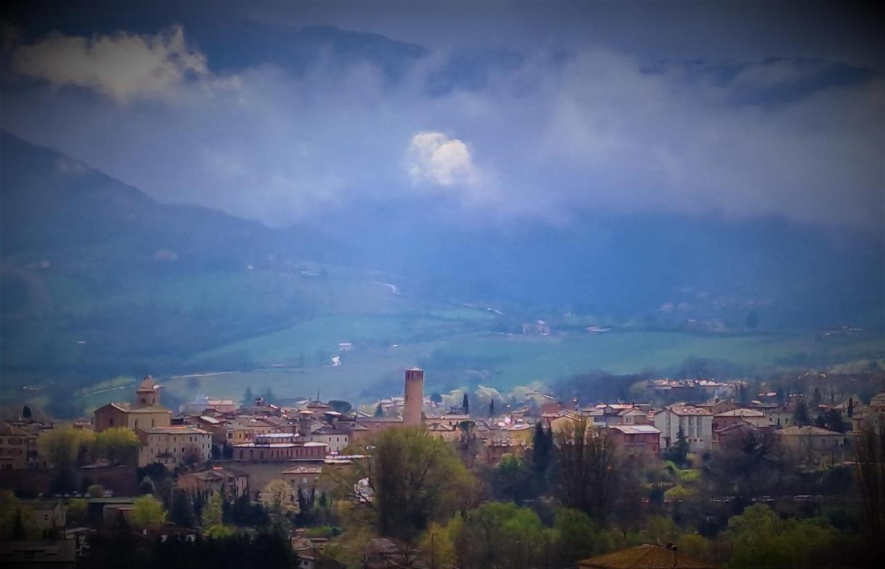 San Lorenzo Cerreto d'Esi Luaran gambar